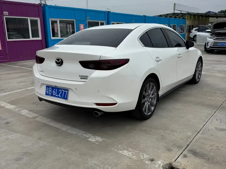 Mazda 3 Axela