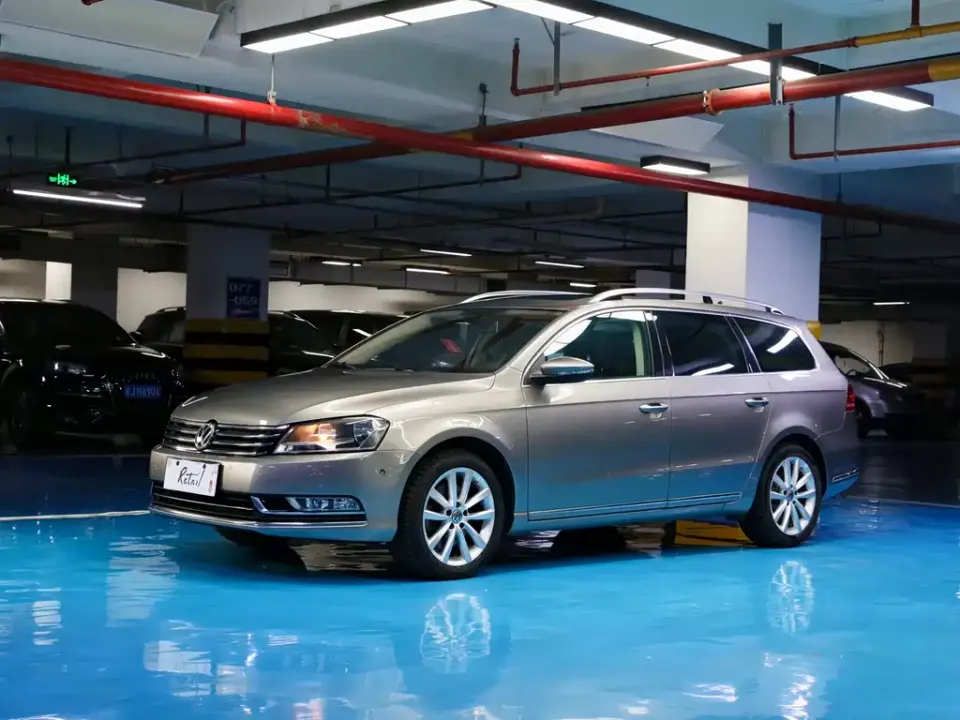 Volkswagen Magotan (Import)