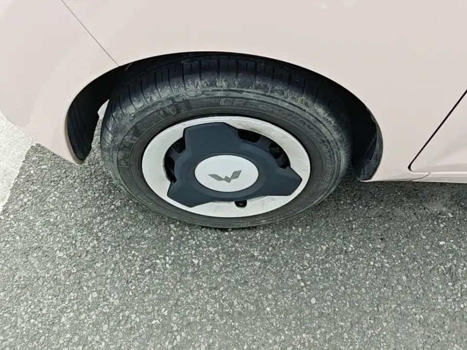 Wuling MINIEV