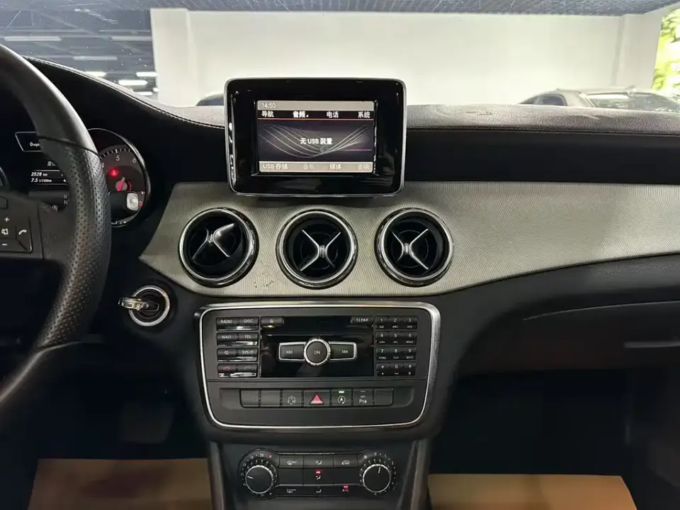 Mercedes-Benz GLA