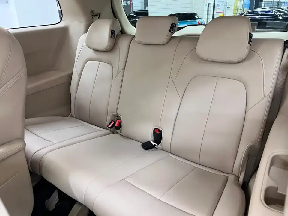 Buick GL8 Hybrid
