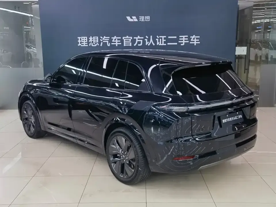 Li Li L7