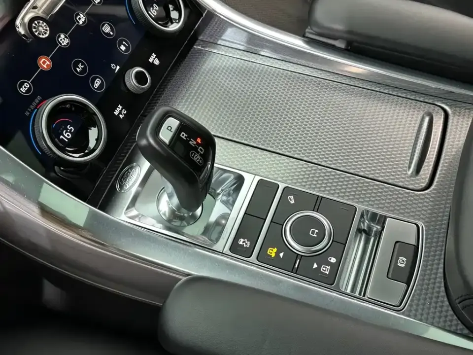 Land Rover Sport