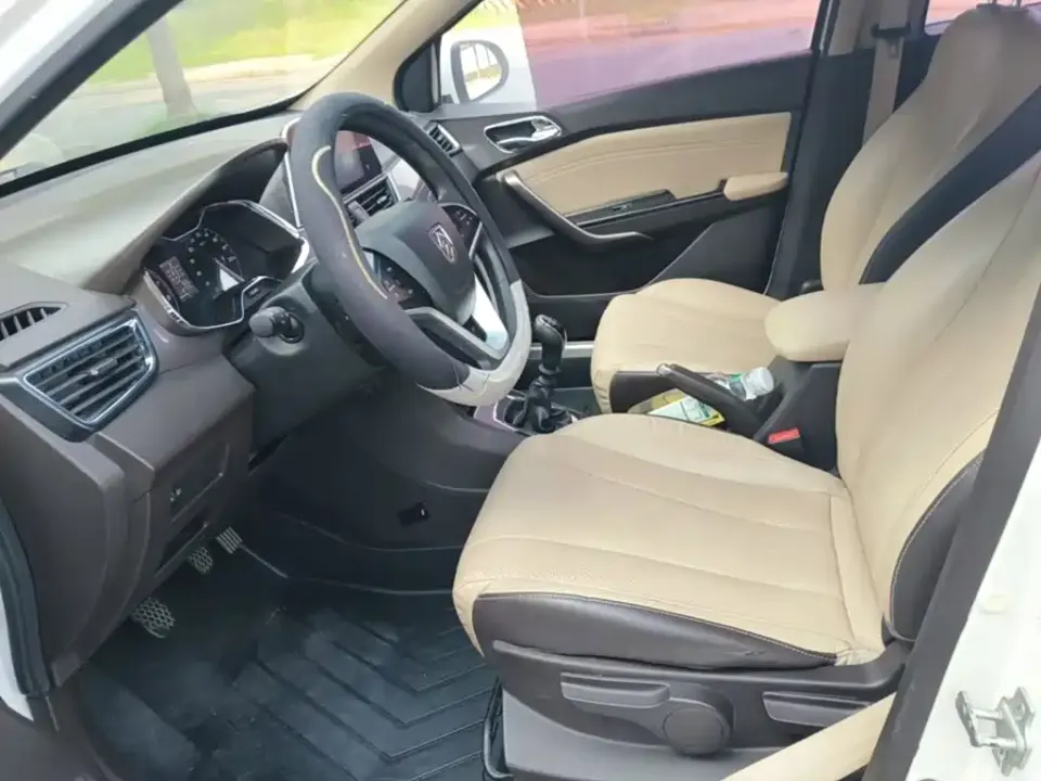 Baojun 310W