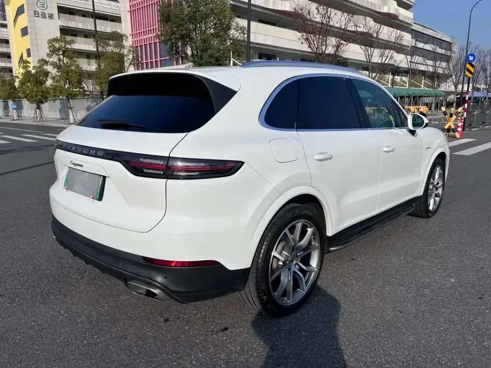 Porsche Cayenne Hybrid