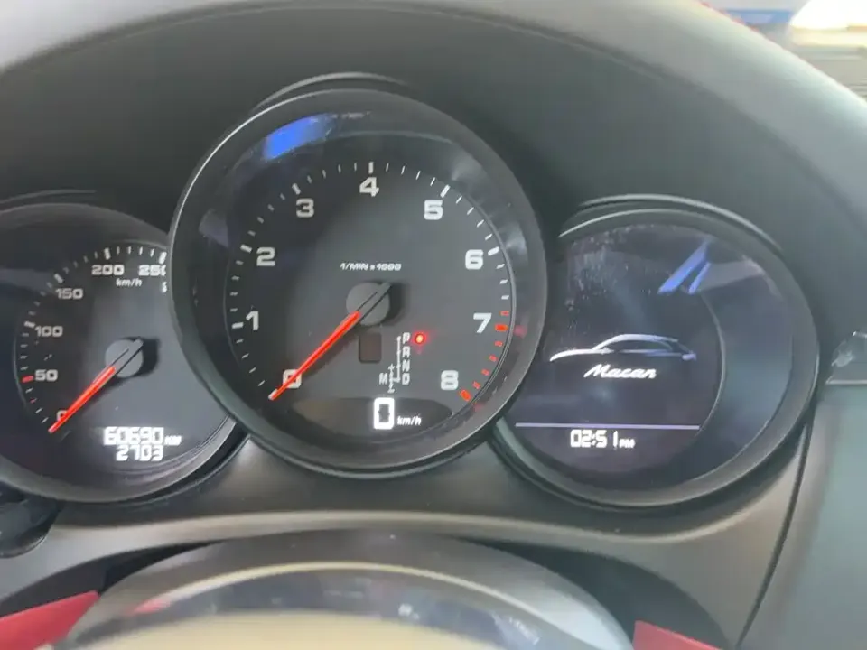 Porsche Macan