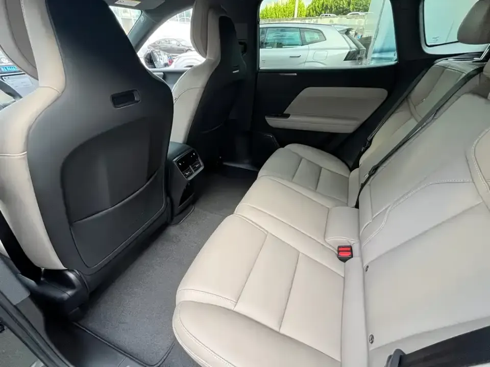 Volvo XC70 PHEV