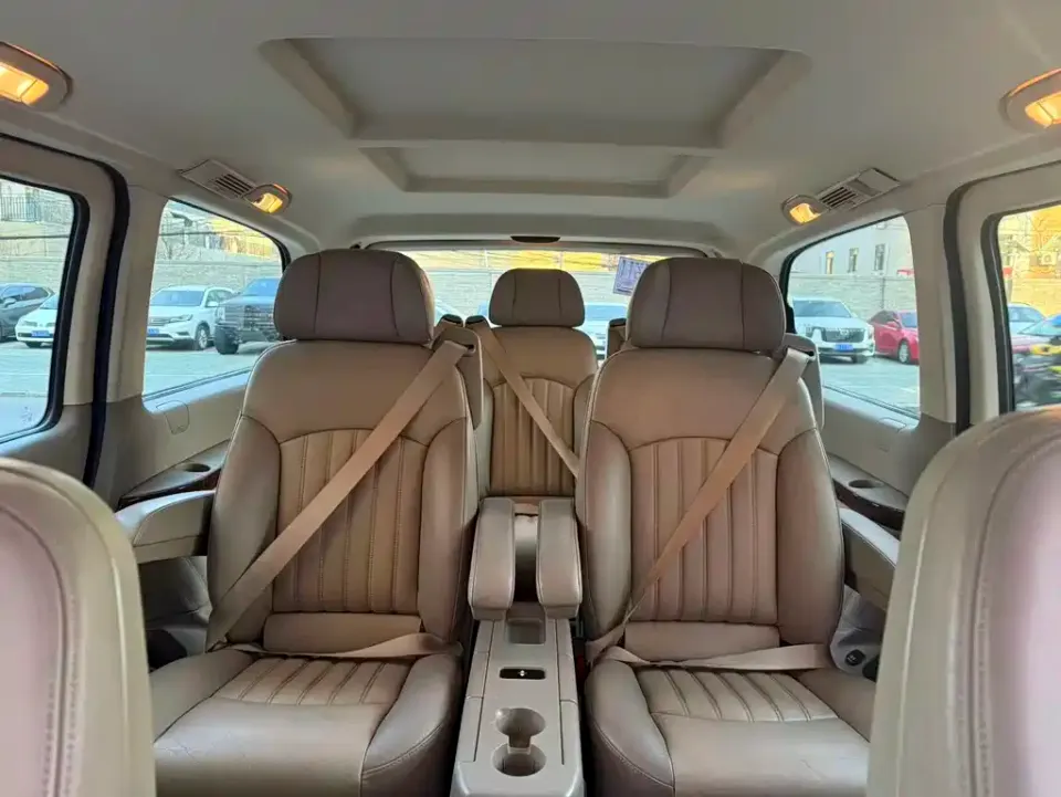 Mercedes-Benz Viano