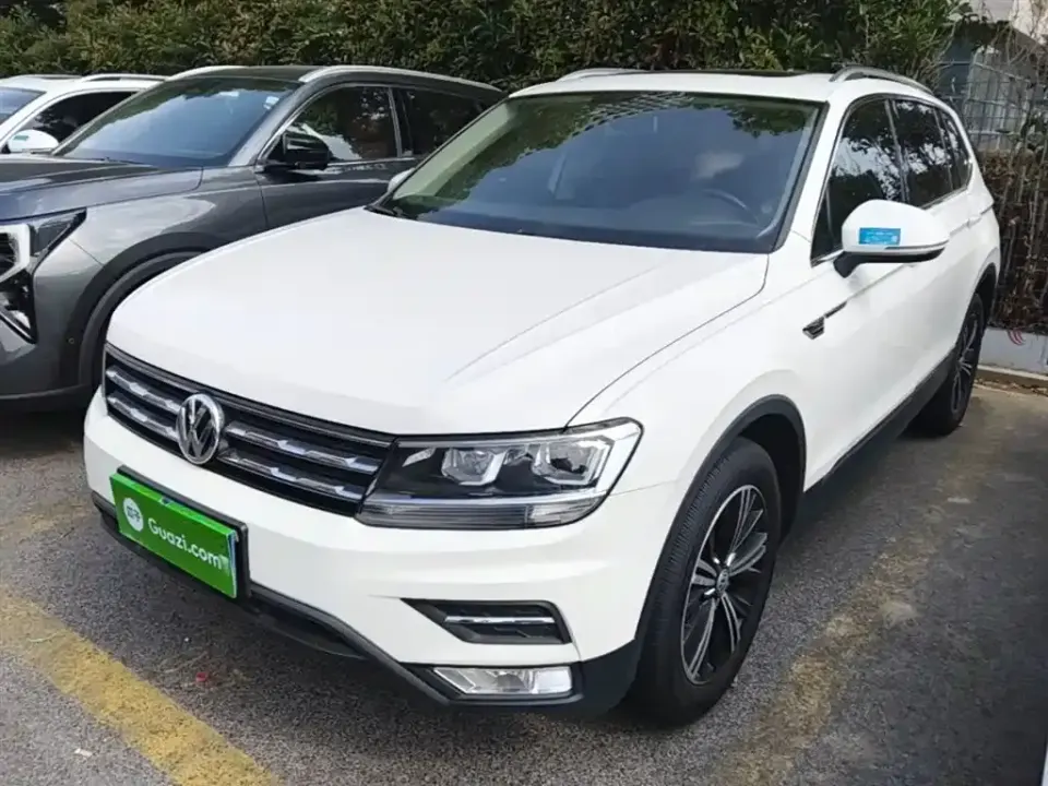Volkswagen Tiguan L
