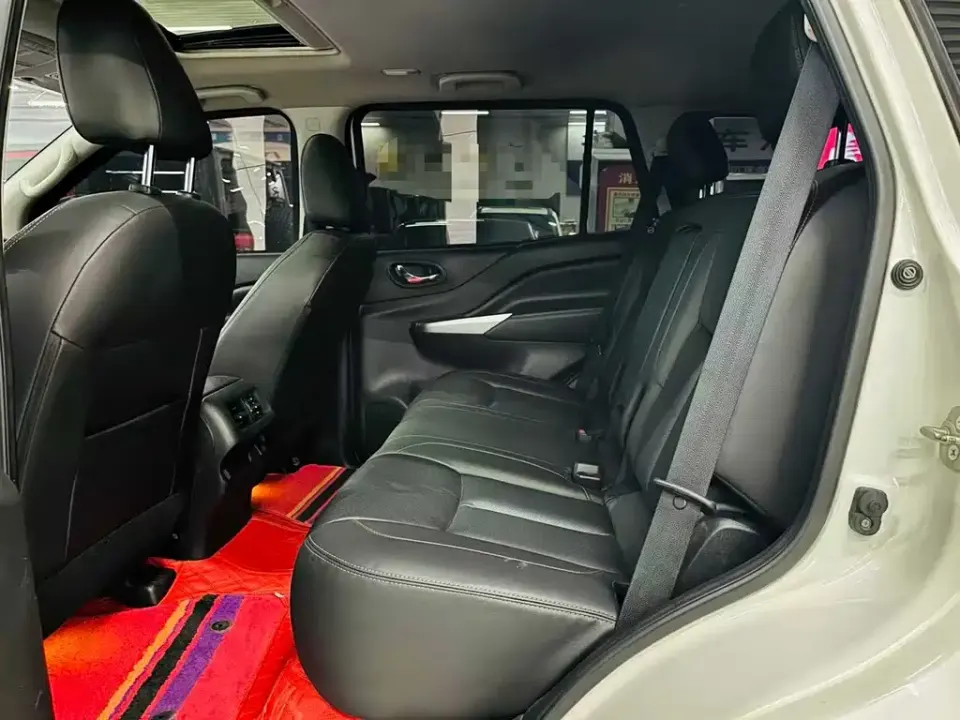 Nissan Terra