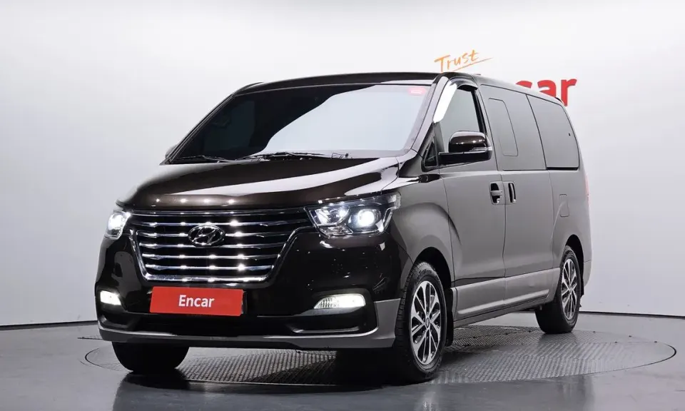 Hyundai Starex