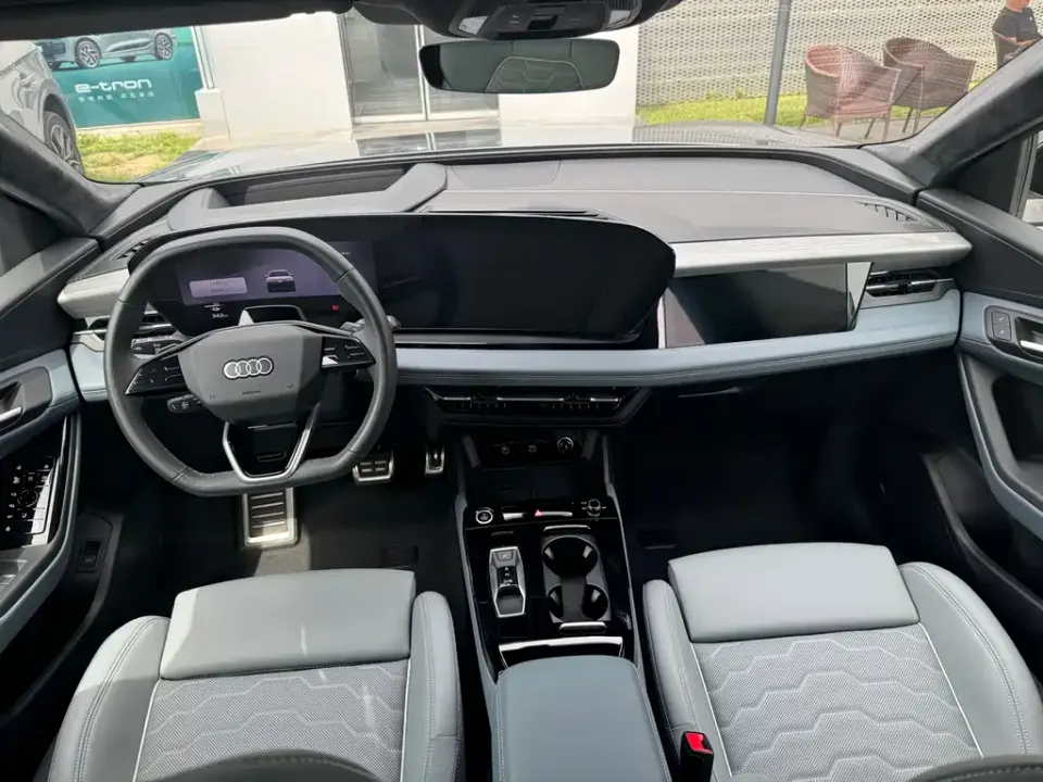 Audi Q6L e-tron