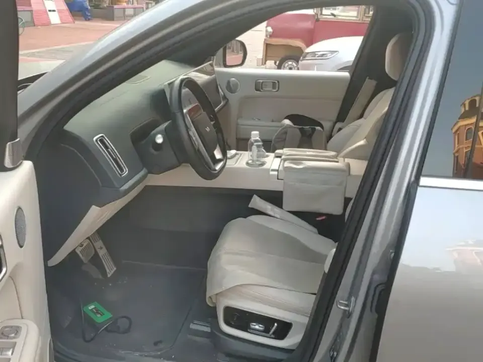 Li Li L7