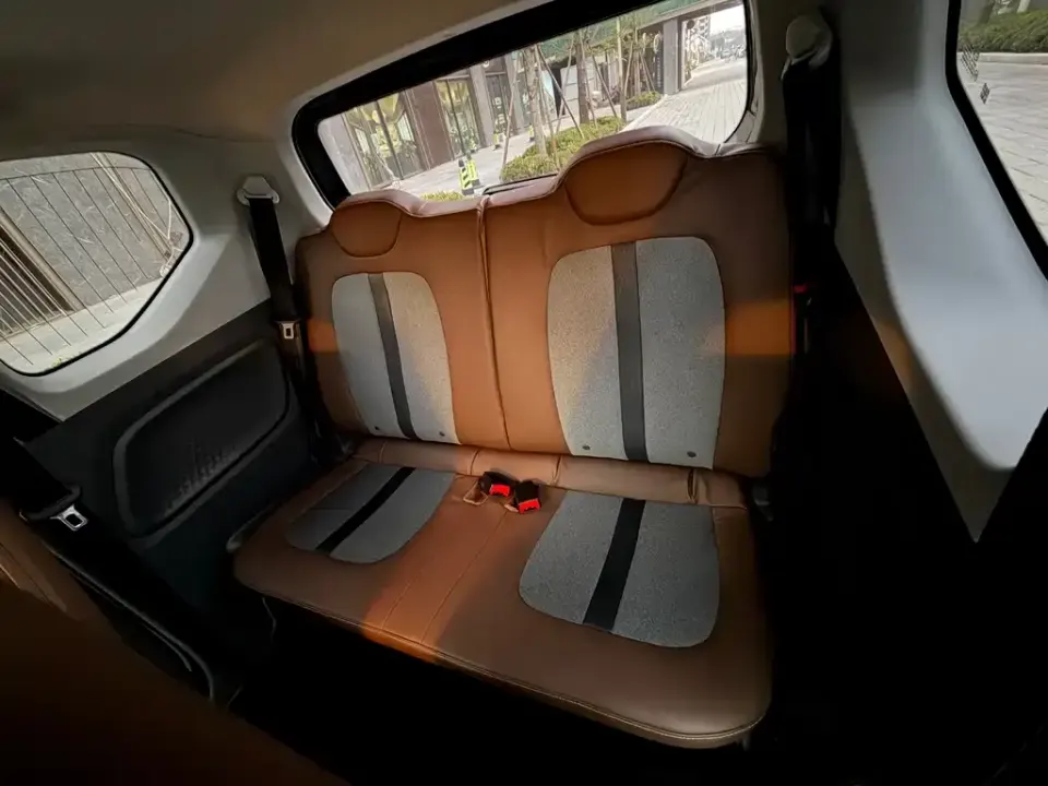Wuling MINIEV