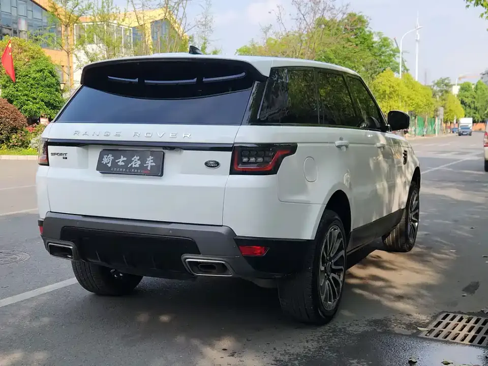 Land Rover Sport