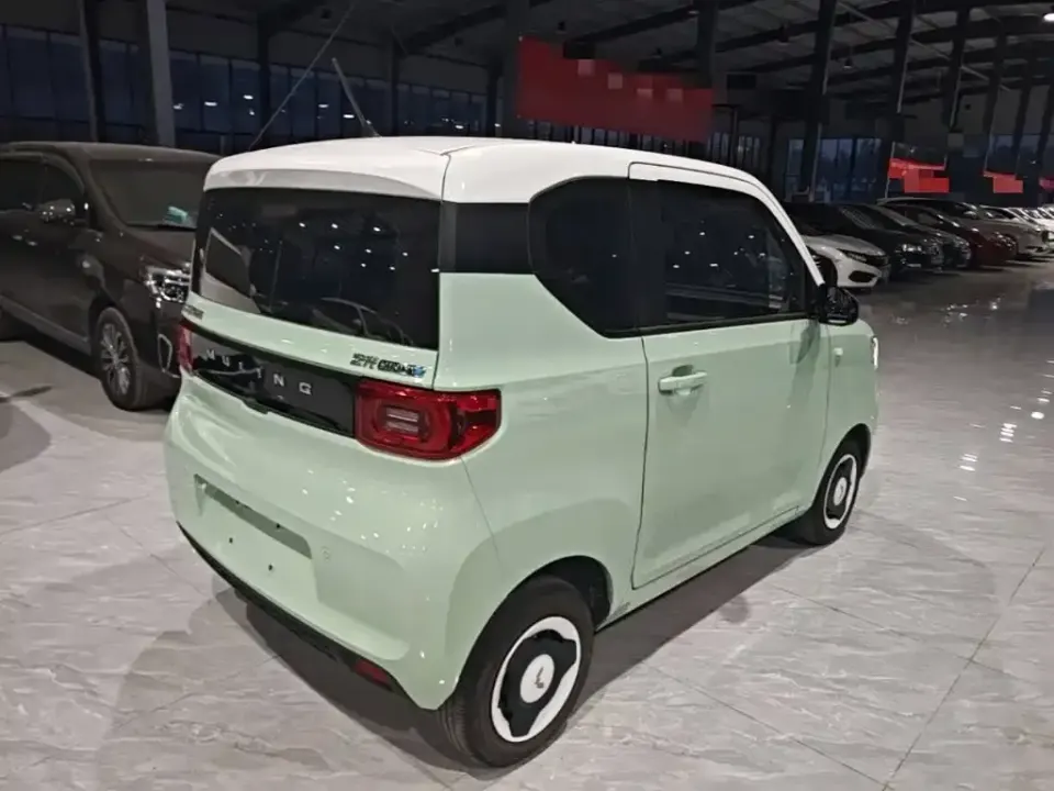 Wuling MINIEV