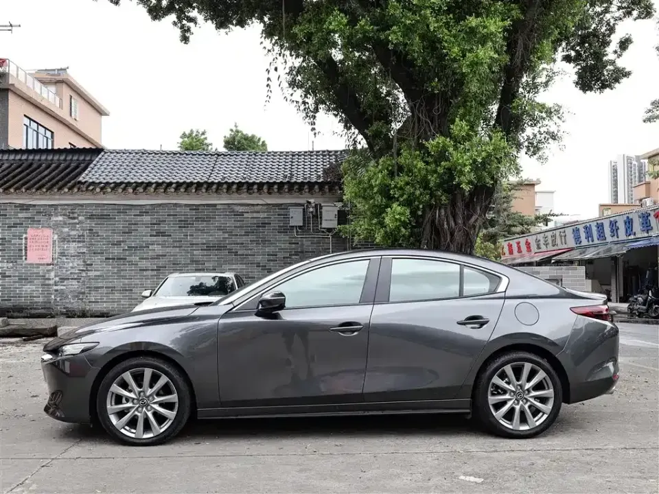 Mazda 3 Axela