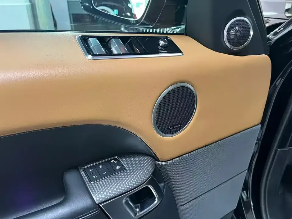 Land Rover Sport