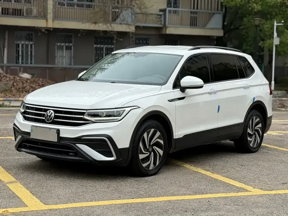 Volkswagen Tiguan L