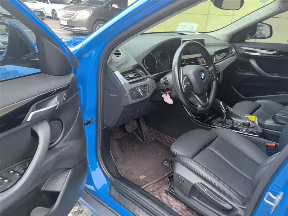 BMW X2 (Import)