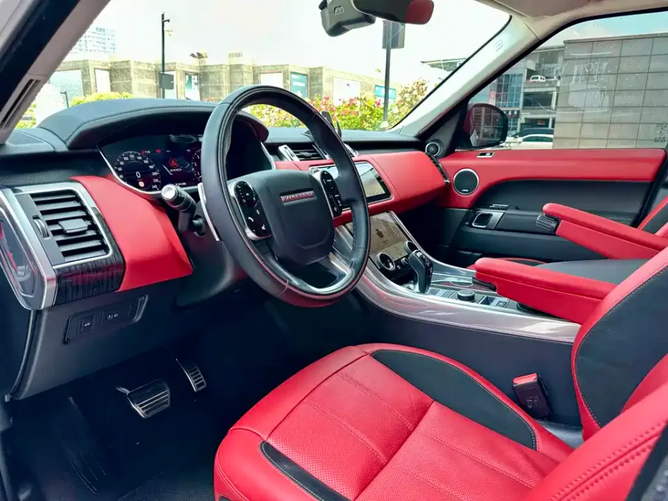 Land Rover Sport
