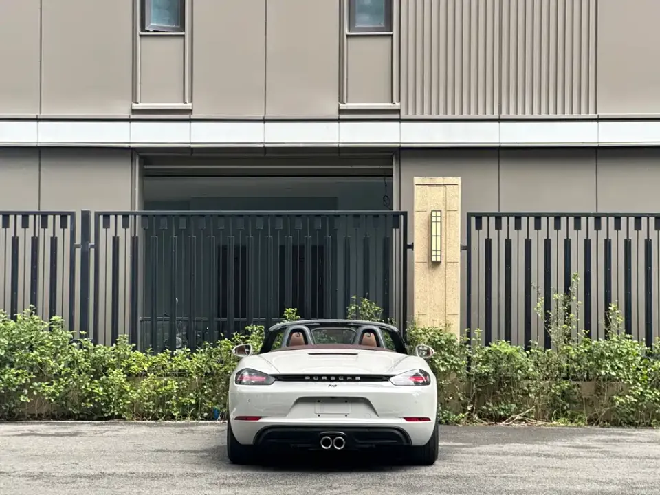Porsche 718
