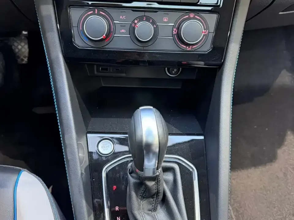 Jetta VS5