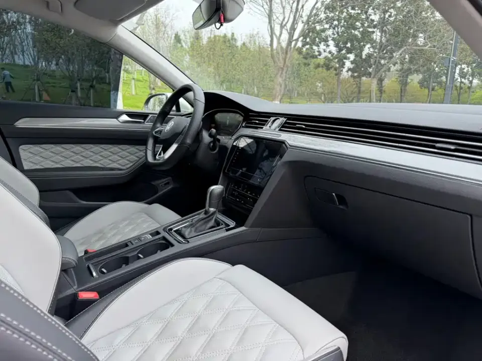 Volkswagen Magotan
