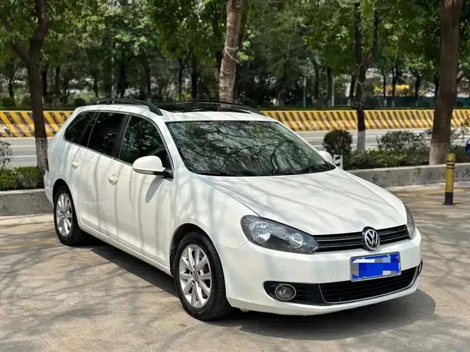 Volkswagen Golf (Import)