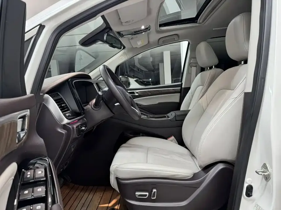 GAC Trumpchi M8