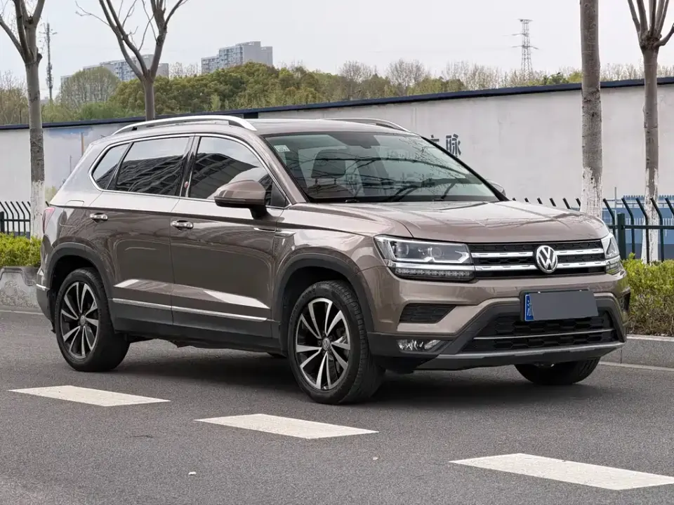 Volkswagen Tharu