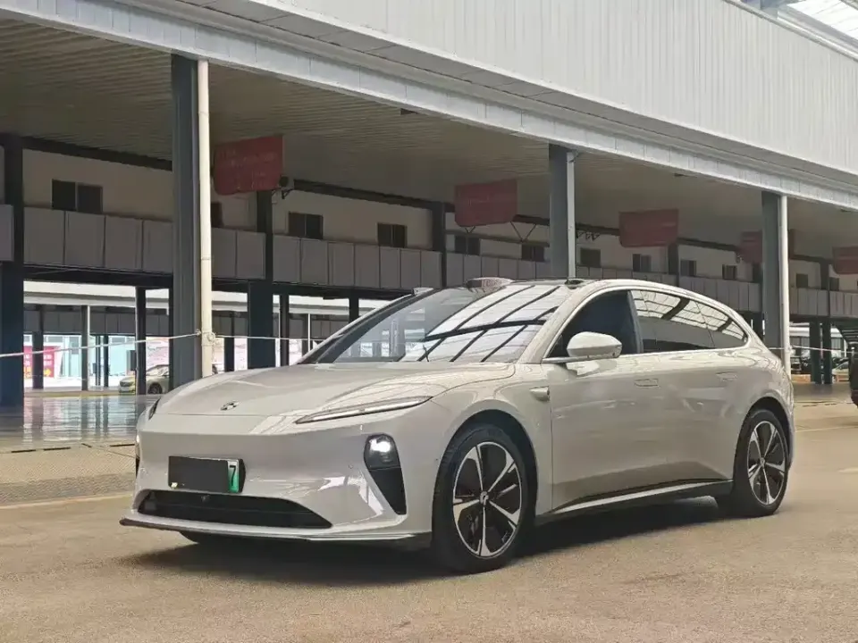 Nio ET5T