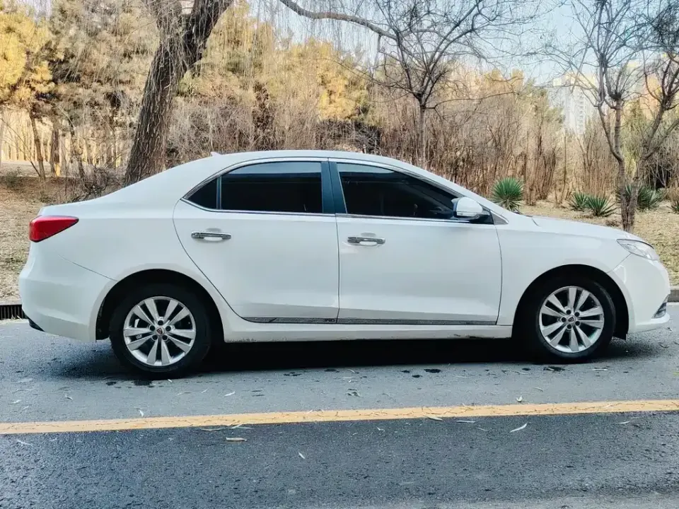 Roewe 360