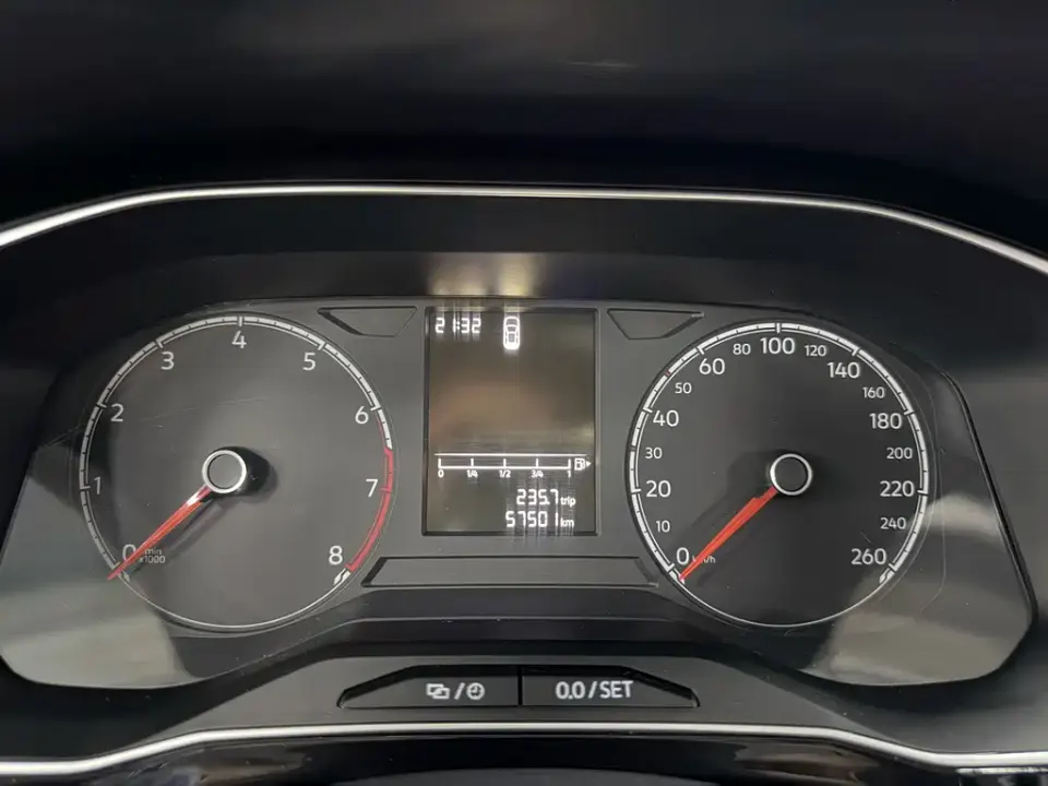 Jetta VS5