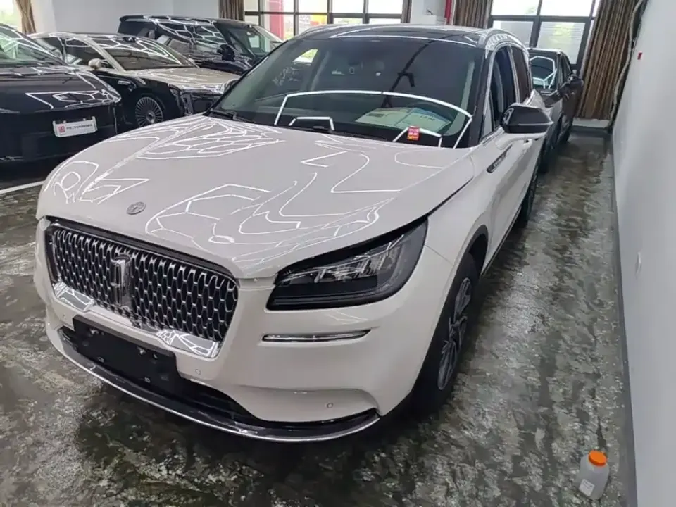 Lincoln Corsair