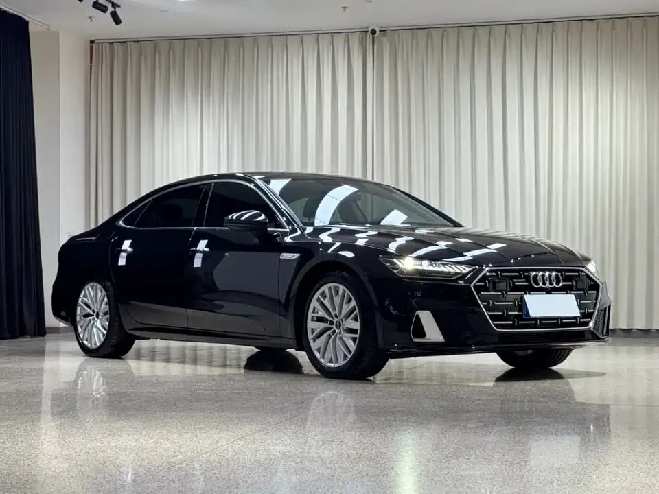 Audi A7L
