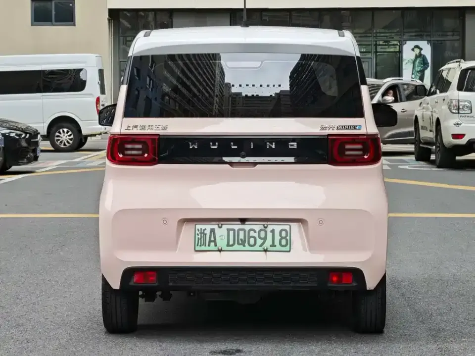 Wuling MINIEV