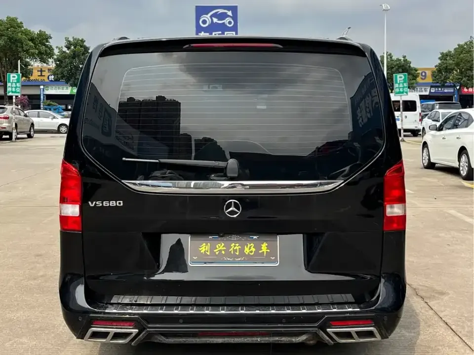 Mercedes-Benz V-Class