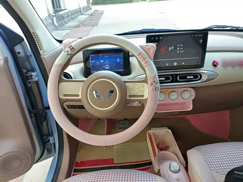 Wuling MINIEV