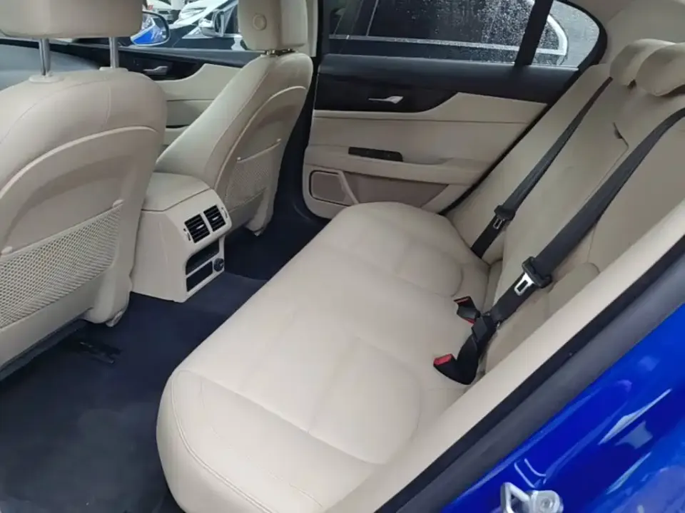 Jaguar XEL