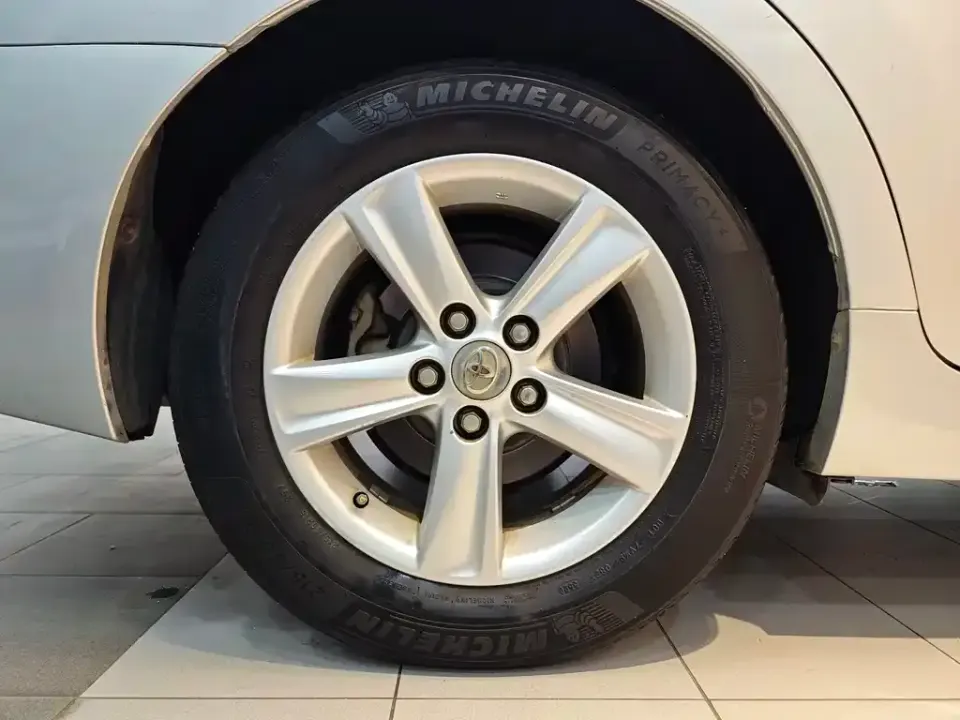 Toyota Reiz