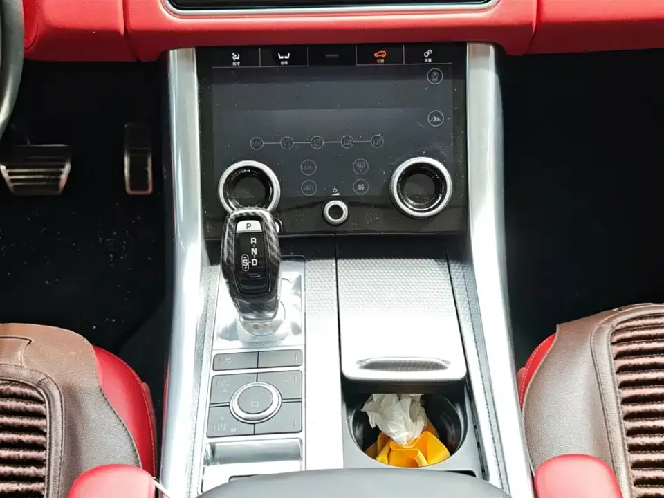 Land Rover Sport