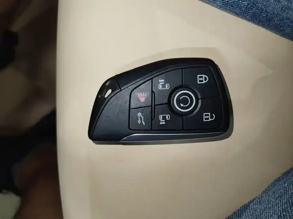 Buick GL8 Hybrid