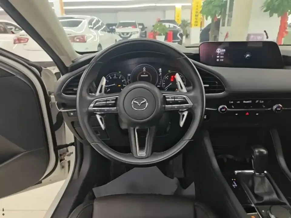 Mazda 3 Axela