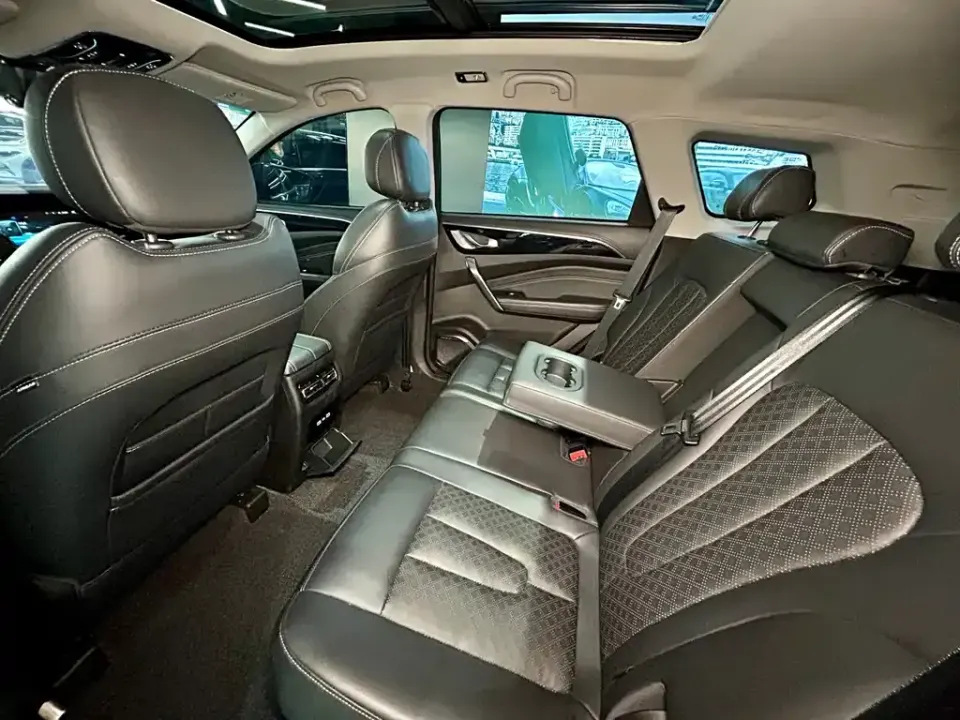 Jetour X90