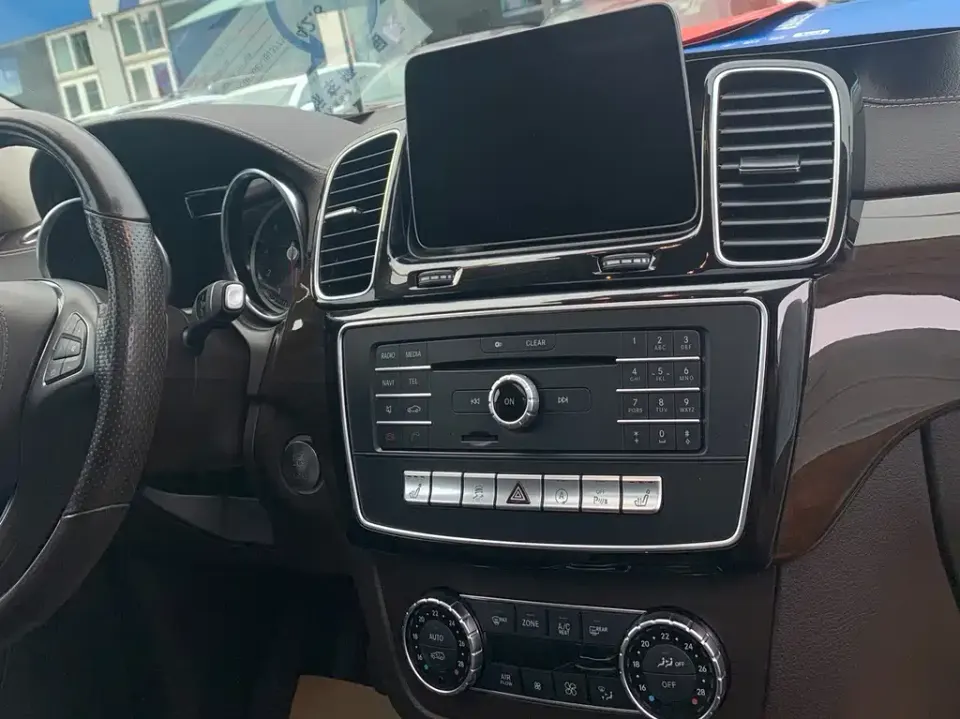Mercedes-Benz GLS