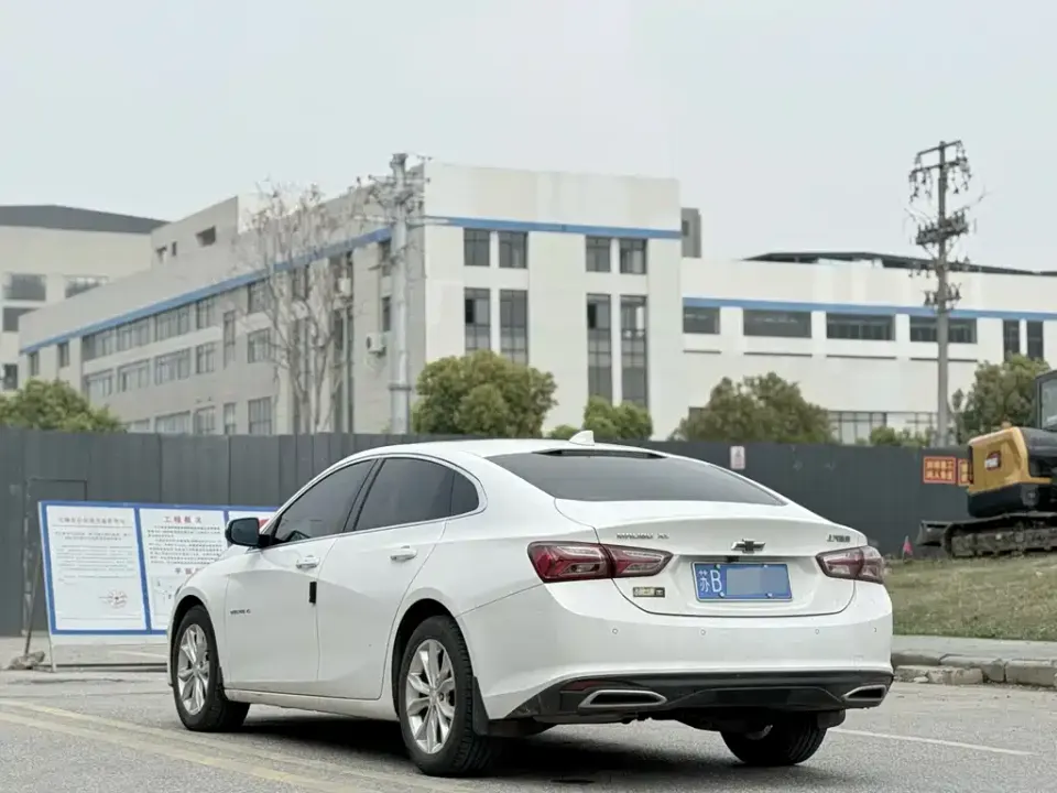 Chevrolet Malibu XL