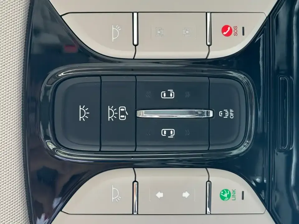 GAC Trumpchi M8