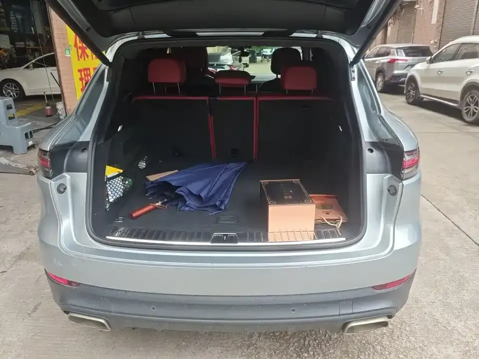 Porsche Cayenne Hybrid