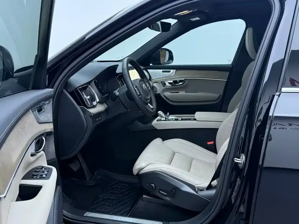 Volvo XC90 PHEV